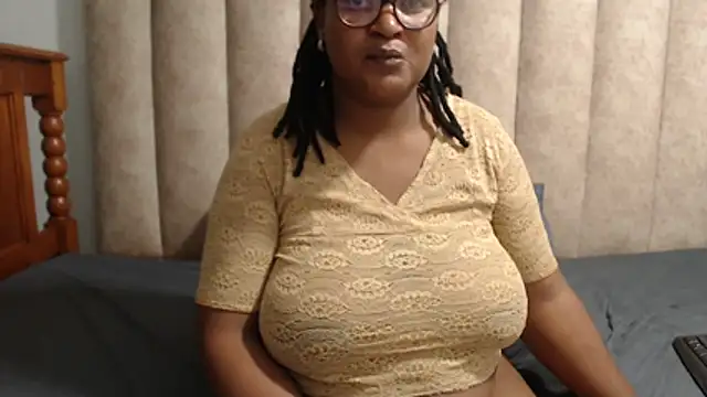 Sexybusty01 online show from 4, 12, 2025