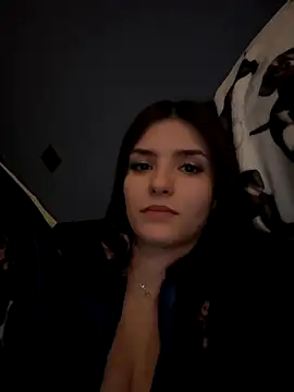 Snapshot of Naughty_CrystalXX chatting on 6, 10, 2025 Naughty CrystalXX online show from 6, 10, 2025