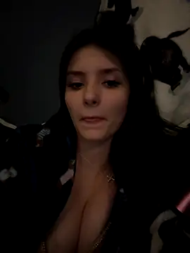 Snapshot of Naughty_CrystalXX chatting on 3, 10, 2025 Naughty CrystalXX online show from 3, 10, 2025