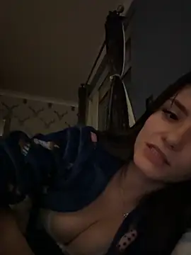 Snapshot of Naughty_CrystalXX chatting on 7, 10, 2025 Naughty CrystalXX online show from 7, 10, 2025