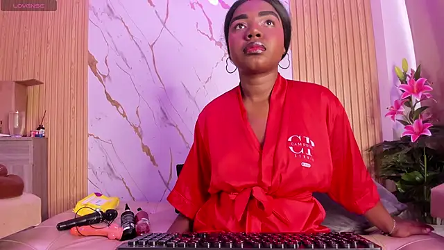 Eva Johnss online show from 18, 10, 2025