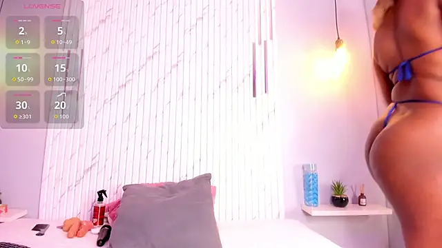 Eva Johnss online show from 18, 12, 2025