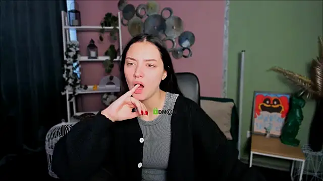 miki-niki online show from 9, 9, 2025