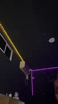 naho love online show from 19, 2, 2026