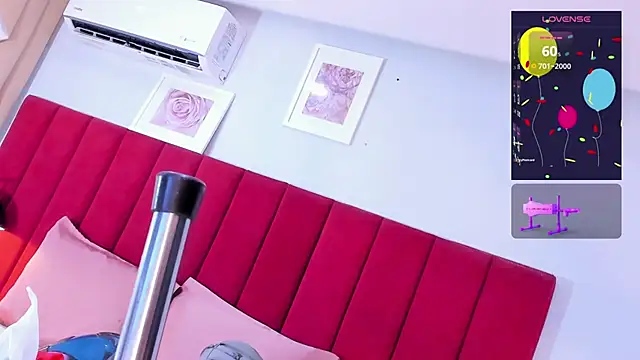 abby blond  online show from 13, 11, 2025