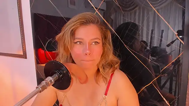 abby blond  online show from 18, 12, 2025