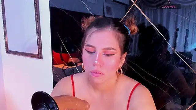 abby blond  online show from 28, 10, 2025