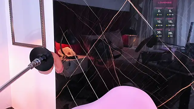 abby blond  online show from 20, 12, 2025