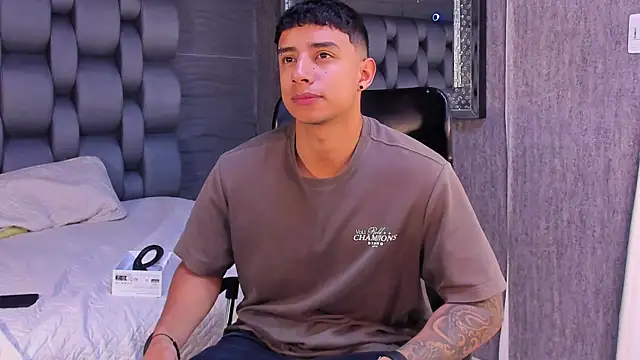 jaze bradley online show from 12, 11, 2025