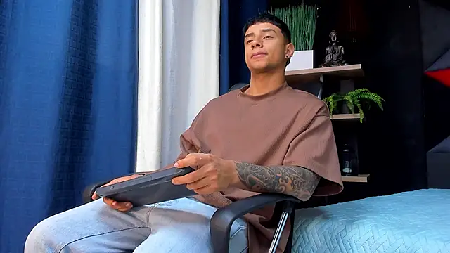 jaze bradley online show from 17, 11, 2025