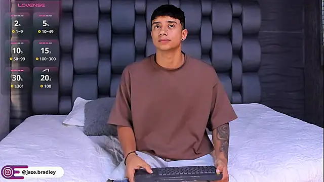 jaze bradley online show from 21, 10, 2025