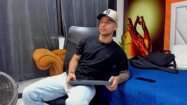 jaze bradley online show from 29, 11, 2025