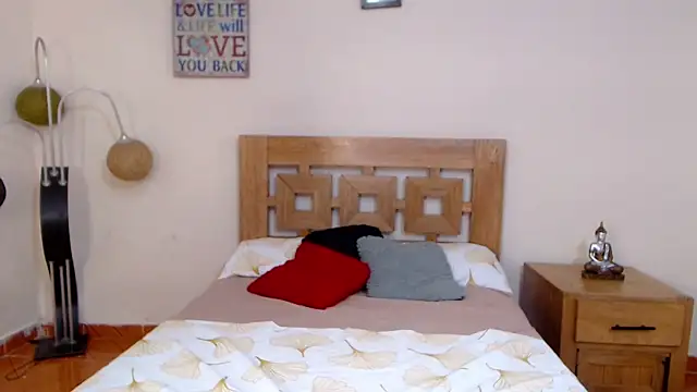 ValeSantoDomingo online show from 14, 10, 2025