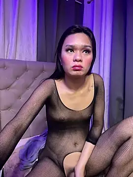 yourlovingperlita69 online show from 2, 4, 2026