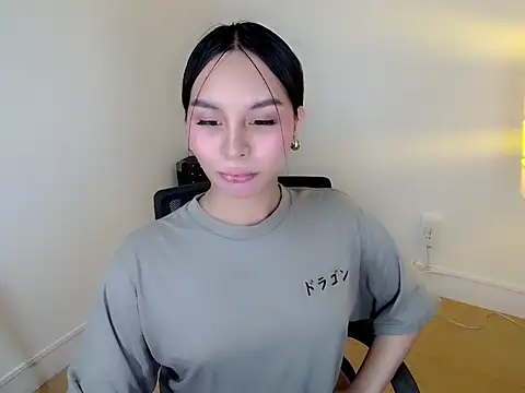 Snapshot of holly_tabby chatting on 6, 2, 2026 holly tabby online show from 6, 2, 2026