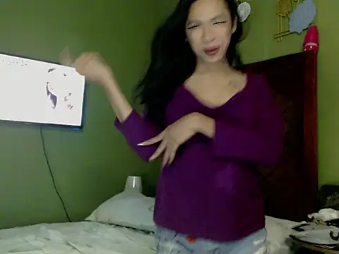 Annaloula online show from 15, 10, 2025