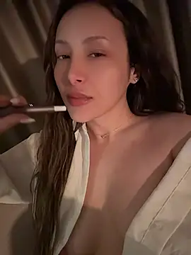 ArianaaSwift online show from 22, 6, 2026