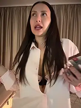ArianaaSwift online show from 29, 5, 2026
