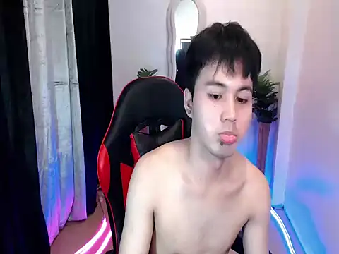 urasiantwink69 online show from 28, 9, 2025