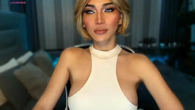 Snapshot of Huntress_xxx chatting on 7, 2, 2026 Huntress xxx online show from 7, 2, 2026