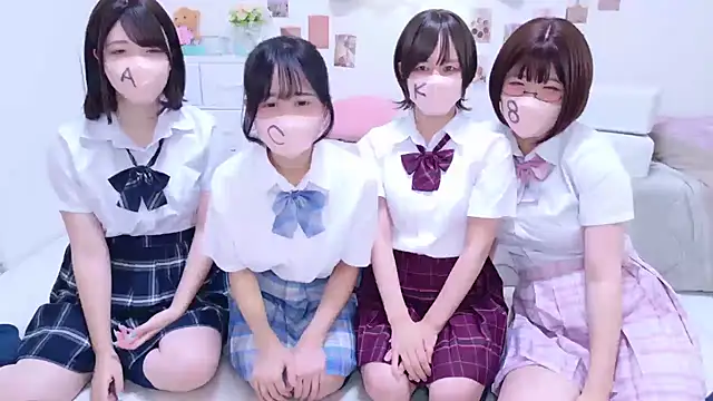 Snapshot of Anzu_xx chatting on 22, 9, 2025 Anzu xx online show from 22, 9, 2025