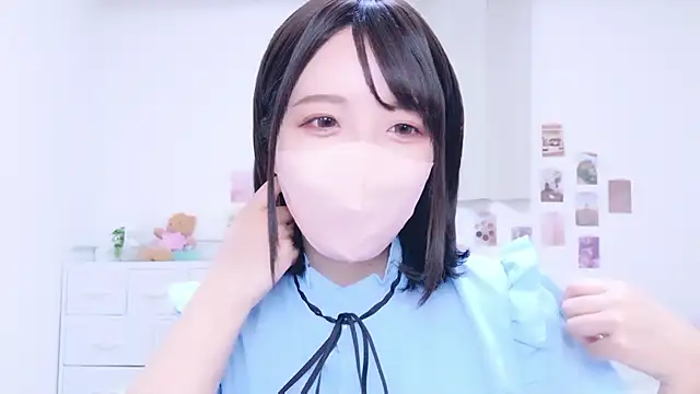 Snapshot of Anzu_xx chatting on 29, 9, 2025 Anzu xx online show from 29, 9, 2025