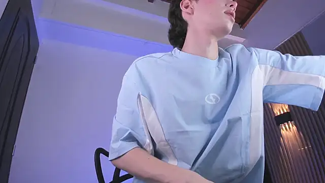 Snapshot of austin_rouse chatting on 10, 2, 2026 austin rouse online show from 10, 2, 2026