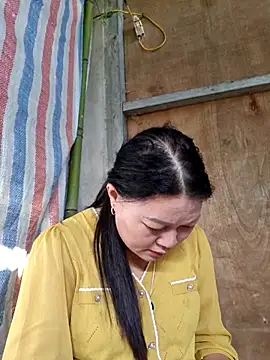 yoowwmr online show from 27, 10, 2025