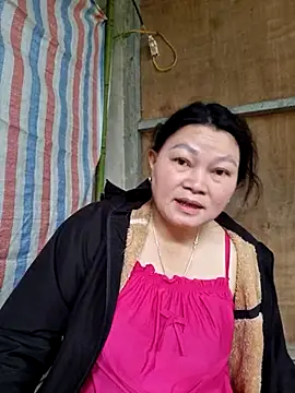 yoowwmr online show from 31, 10, 2025