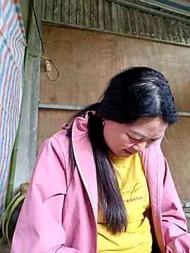 yoowwmr online show from 4, 11, 2025