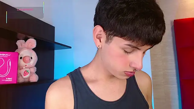 Ezra Storm online show from 25, 11, 2025