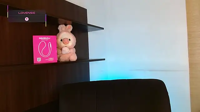 Ezra Storm online show from 13, 11, 2025