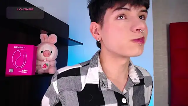 Ezra Storm online show from 17, 12, 2025