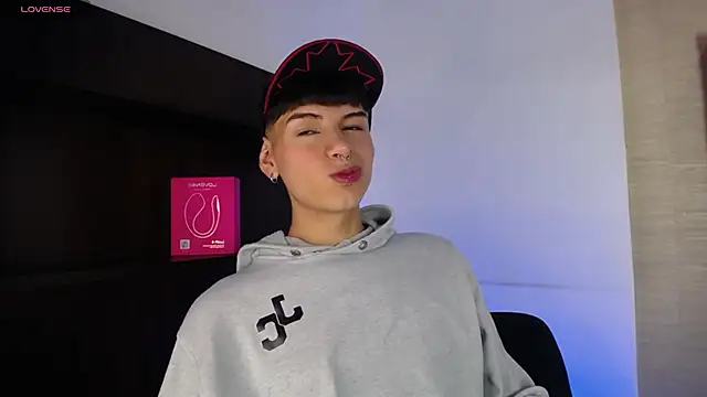 Ezra Storm online show from 5, 10, 2025