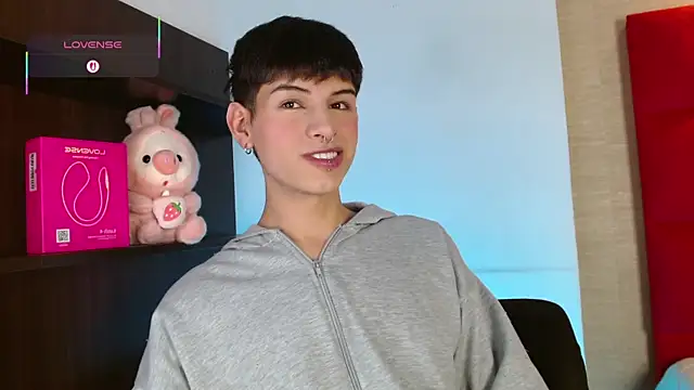 Ezra Storm online show from 11, 11, 2025