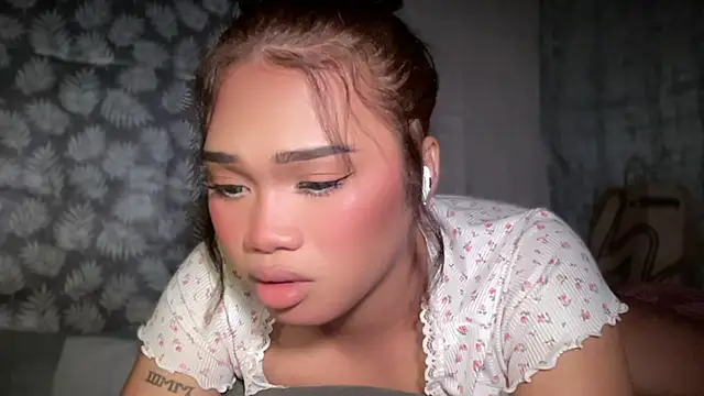 Exotic alyssa69 online show from 24, 5, 2026