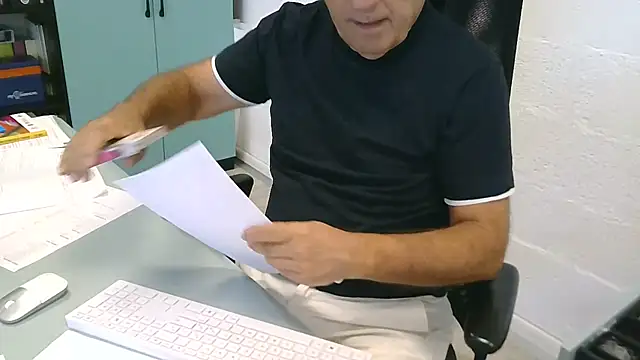 Snapshot of Bsxmaturo61 chatting on 26, 6, 2026 Bsxmaturo61 online show from 26, 6, 2026