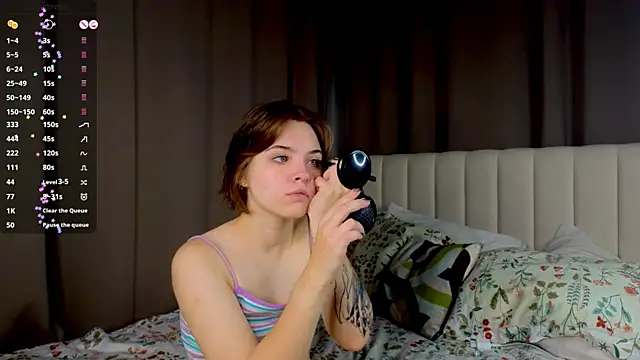 PolIyBowman online show from 19, 9, 2025