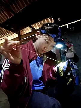 Snapshot of Zhan99999 chatting on 15, 12, 2025 Zhan99999 online show from 15, 12, 2025