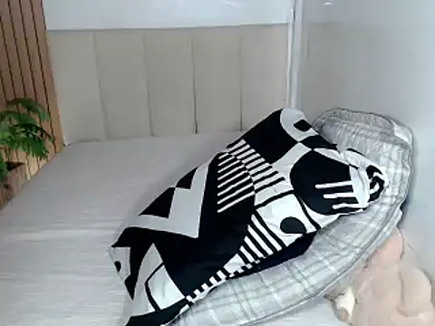 SluttyJedy online show from 2, 4, 2026