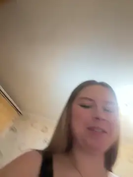 Tomyris yuki online show from 6, 2, 2026