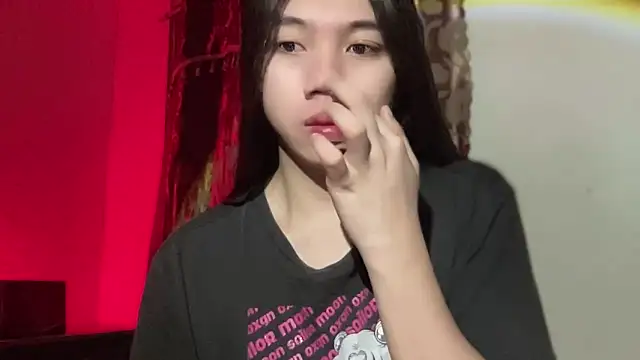 kat mire online show from 12, 11, 2025