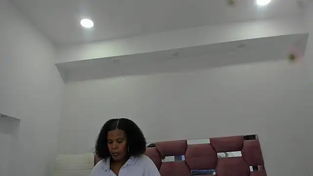 MiiaSmith   online show from 5, 12, 2025