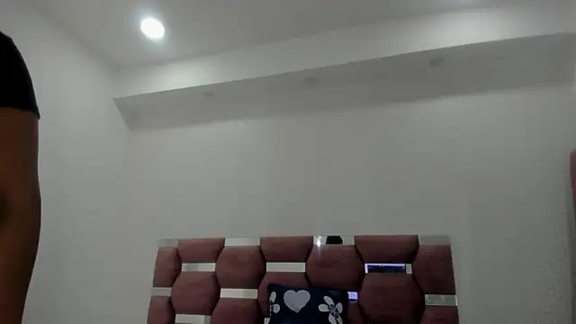 MiiaSmith   online show from 14, 11, 2025