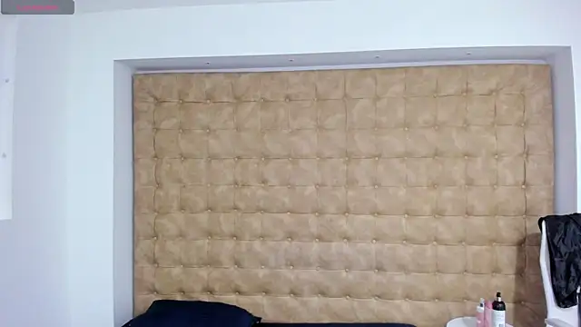 MiiaSmith   online show from 13, 11, 2025