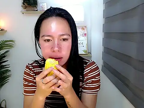 kimbratx online show from 6, 11, 2025