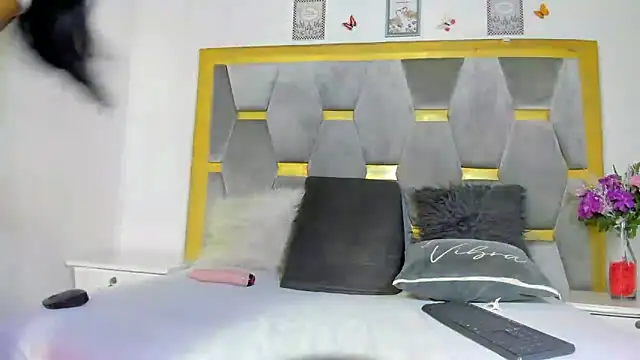 AliyahBrowns online show from 5, 11, 2025