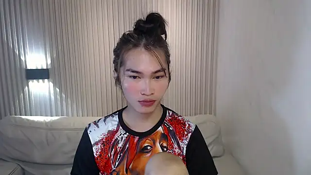 lovelychanel69xx online show from 17, 12, 2025