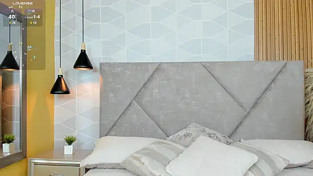 Jade Whisper online show from 22, 10, 2025