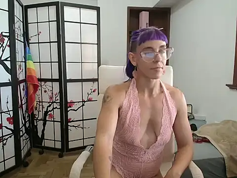 MitzieDupr online show from 13, 2, 2026